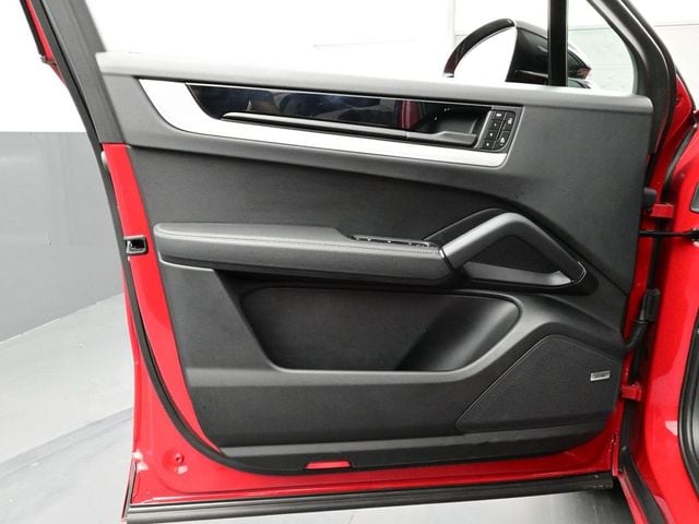 2025 Porsche Cayenne Coup Base - Photo 7