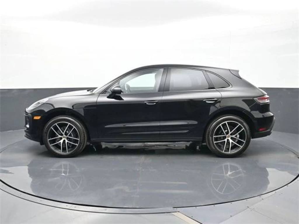 New 2026 Porsche Macan SUV