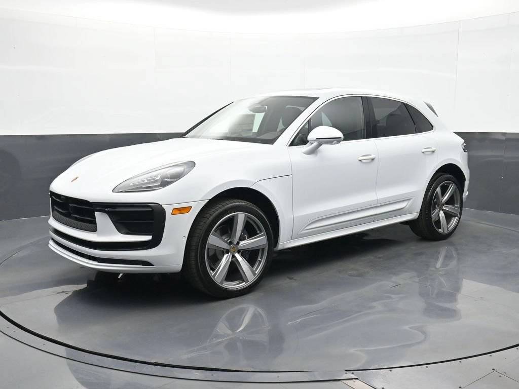 2026 Porsche Macan