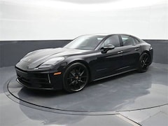 2026 Porsche Panamera 4 Hatchback