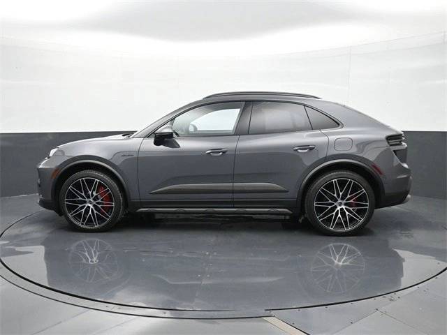 2025 Porsche Macan Electric Turbo photo 2