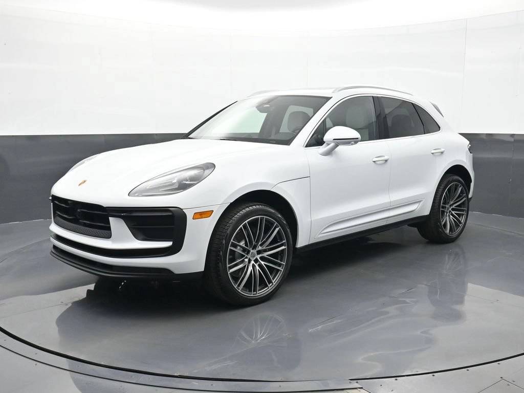 2026 Porsche Macan