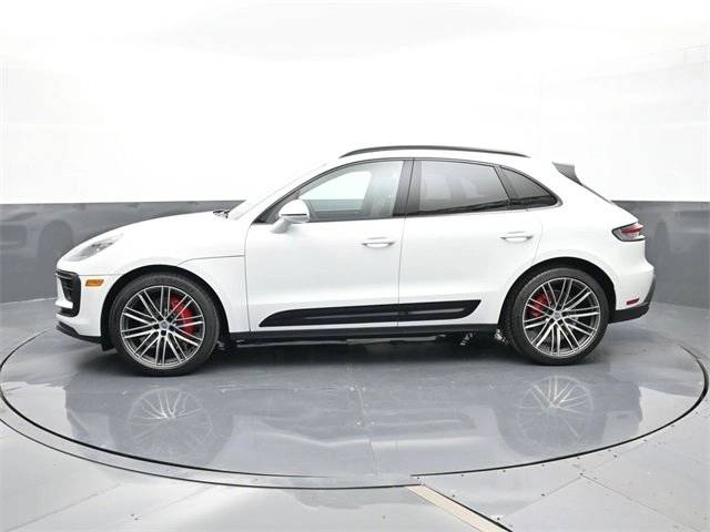 2025 Porsche Macan S photo 2