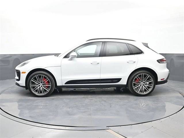 2026 Porsche Macan S photo 2