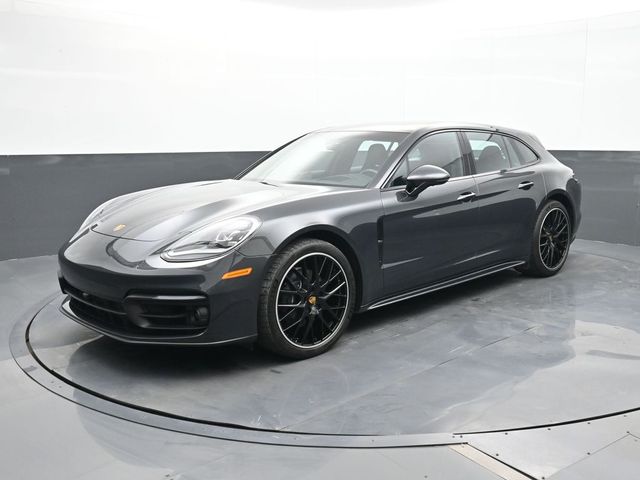 2023 Porsche Panamera 4 Sport Turismo's photo