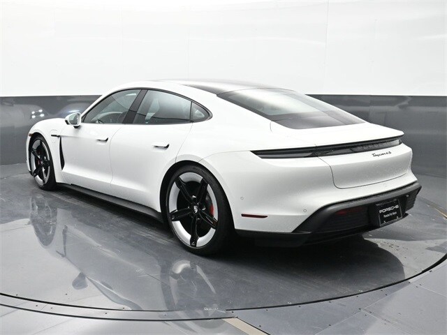2025 Porsche Taycan 4S photo 3