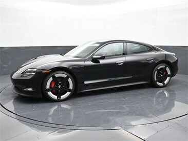 2025 Porsche Taycan 4S Sedan