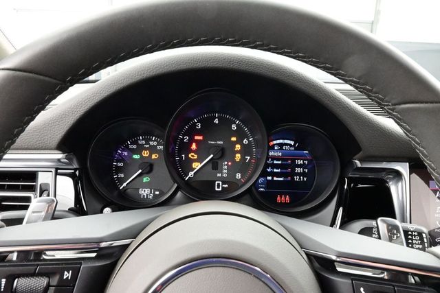 2025 Porsche Macan Base - Photo 9