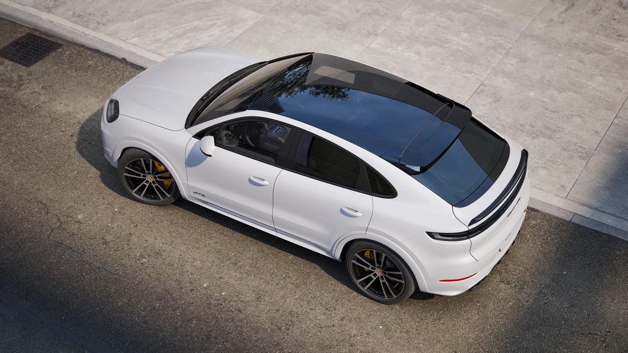 New 2027 Porsche Cayenne GTS SUV