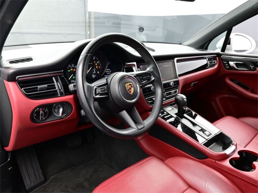 Certified 2023 Porsche Macan SUV