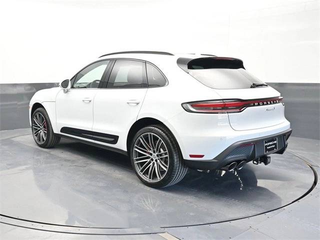 2026 Porsche Macan S photo 3