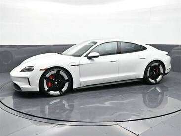 2025 Porsche Taycan 4S Sedan