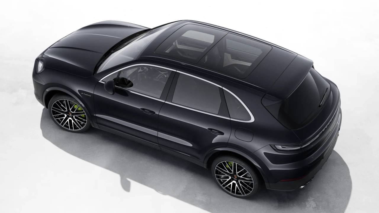 2026 Porsche Cayenne E-Hybrid photo 4