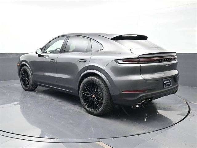 2026 Porsche Cayenne Coupe photo 3