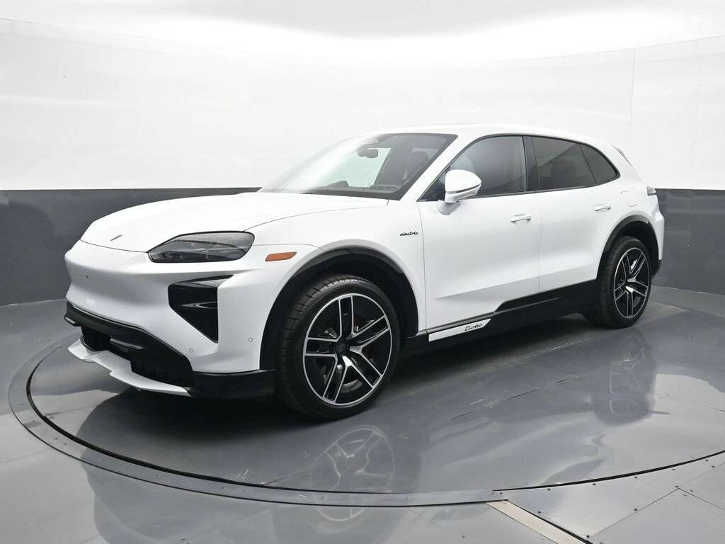 New 2026 Porsche Cayenne Turbo SUV
