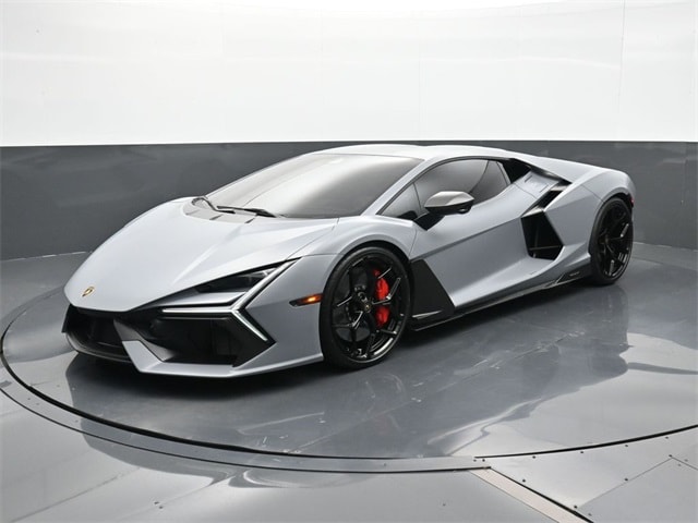 2024 Lamborghini Revuelto
