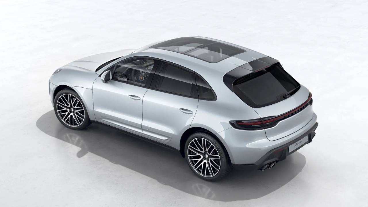 2026 Porsche Macan T photo 4