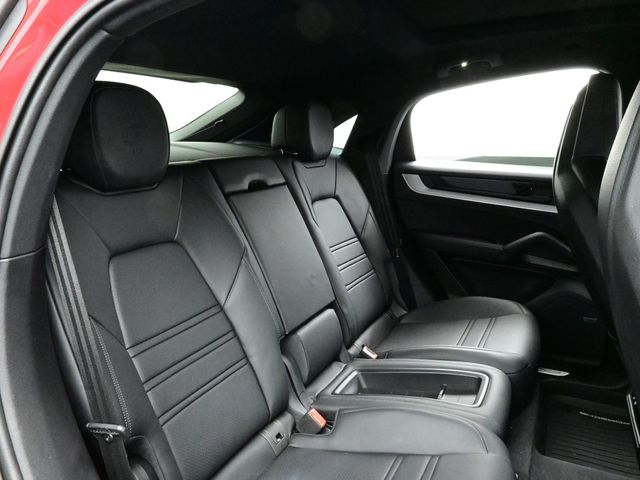 2025 Porsche Cayenne Coup Base - Photo 16