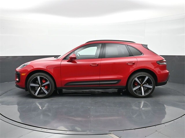 2023 Porsche Macan S photo 2