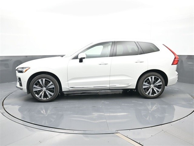 2022 Volvo XC60 Inscription photo 2