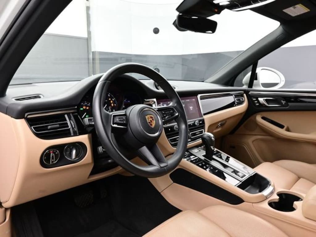 Certified 2023 Porsche Macan SUV