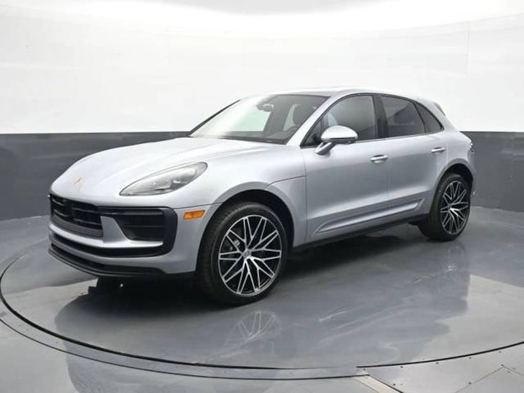 New 2026 Porsche Macan SUV