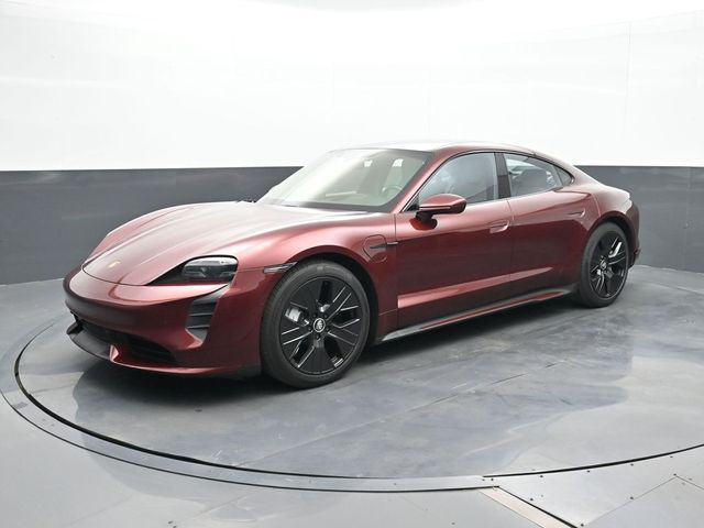 2021 Porsche Taycan Turbo's photo