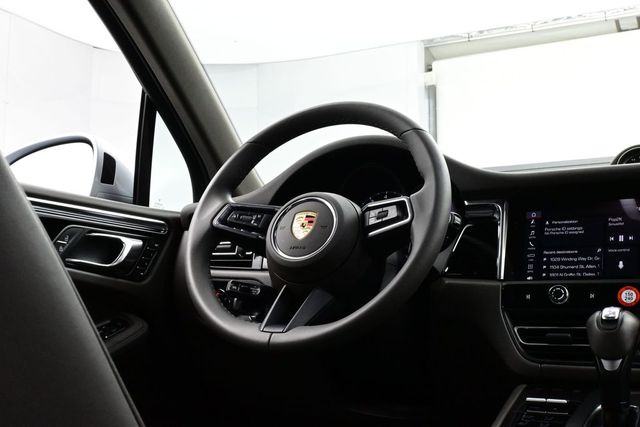 2025 Porsche Macan Base - Photo 21