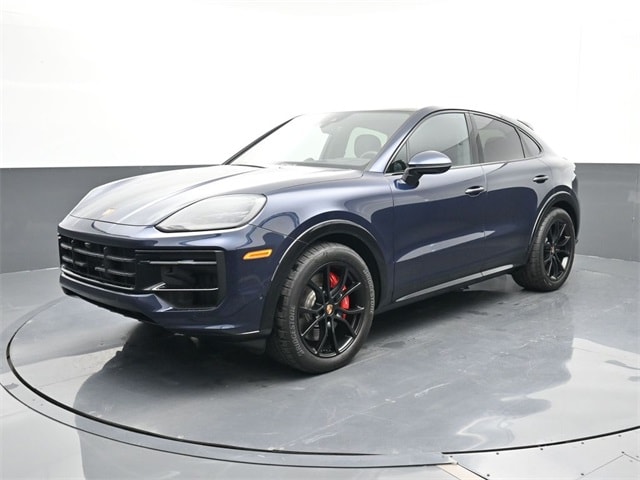 2025 Porsche Cayenne Coup GTS's photo
