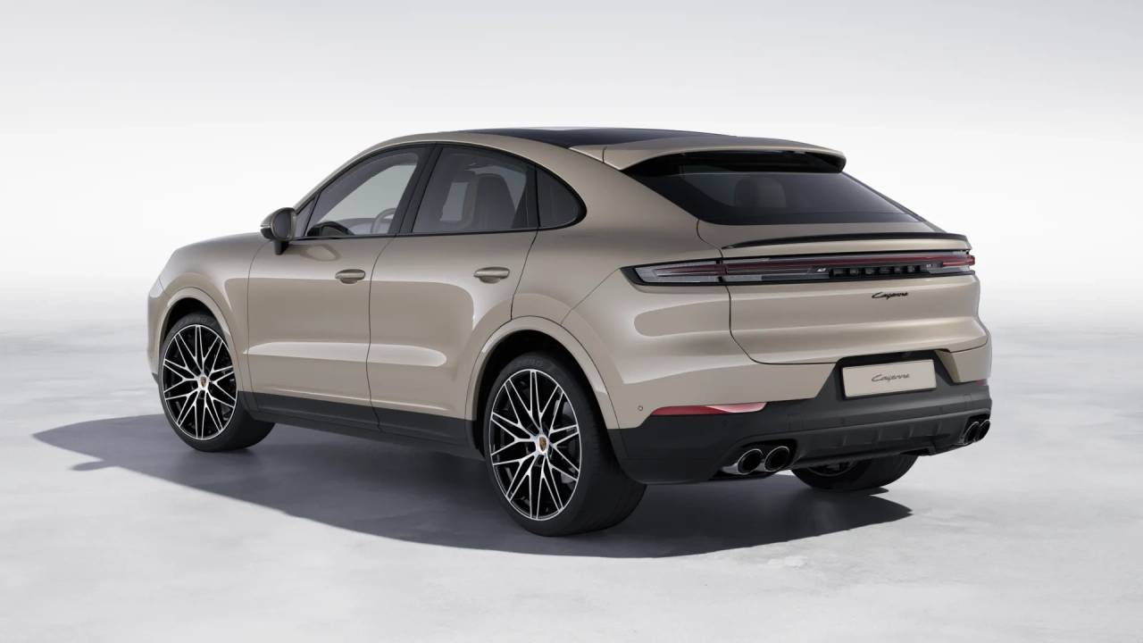 2026 Porsche Cayenne Coupe photo 3