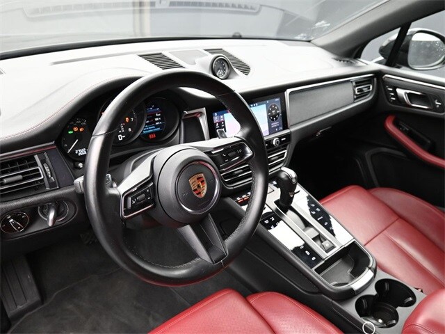 2023 Porsche Macan GTS photo 4