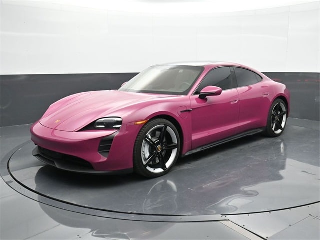 2024 Porsche Taycan GTS's photo