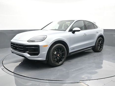 2025 Porsche Cayenne Coupe GTS SUV
