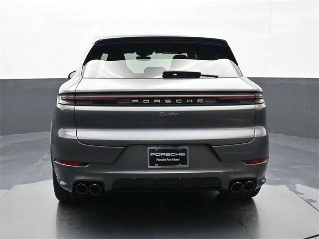 2025 Porsche Cayenne Turbo E-Hybrid - Photo 7