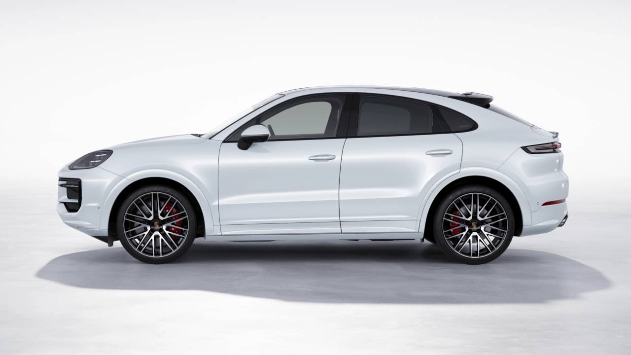2026 Porsche Cayenne S Coupe photo 2