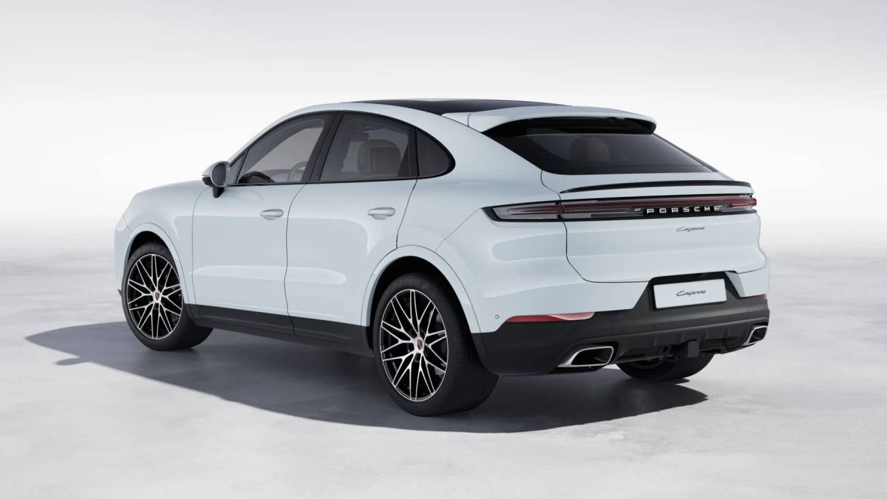 2026 Porsche Cayenne Coupe photo 3