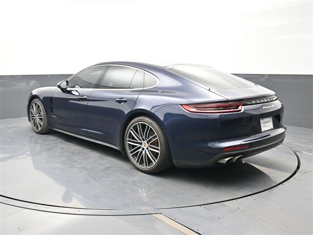 2018 Porsche Panamera 4S photo 3