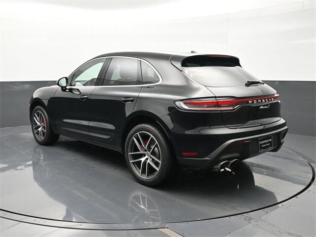2023 Porsche Macan S photo 3