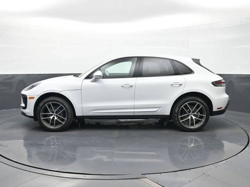 New 2026 Porsche Macan SUV