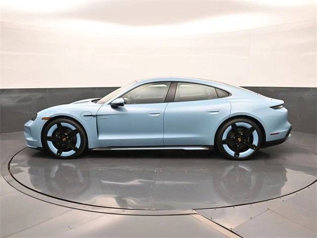 2025 Porsche Taycan 4 photo 2
