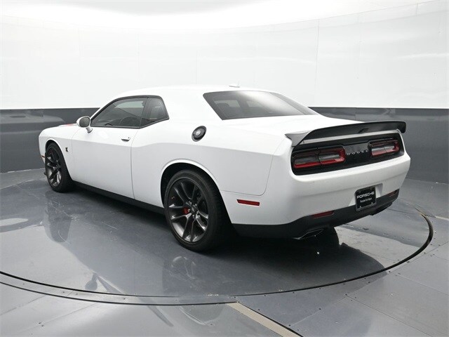 2021 Dodge Challenger R/T Scat Pack photo 3