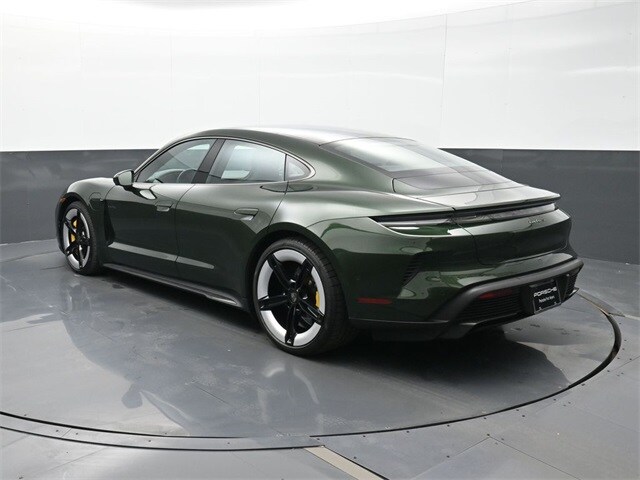 2025 Porsche Taycan Turbo S photo 3