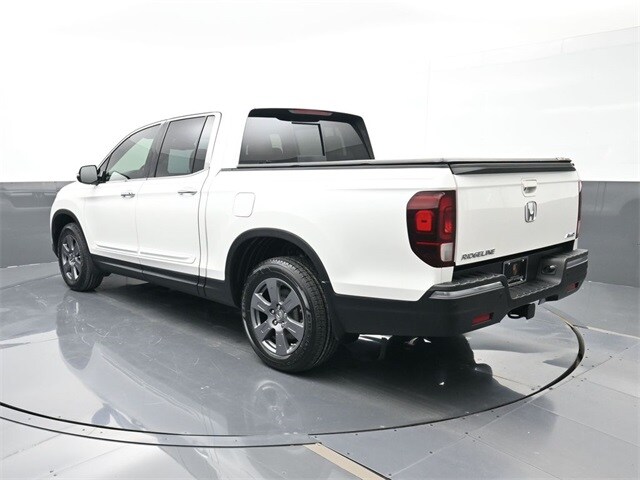 2020 Honda Ridgeline RTL-E photo 3