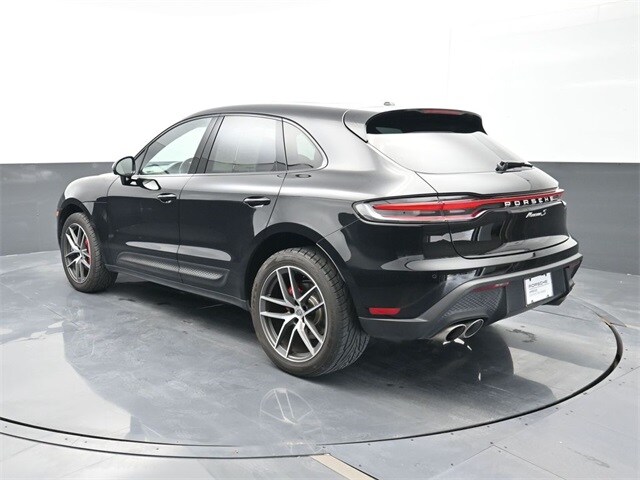 2023 Porsche Macan S photo 3
