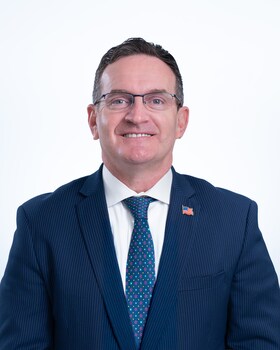 Staff member Carlos Pedre from ID_7376a3