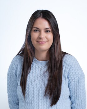 Staff member Elena Espinoza from ID_f24ed9