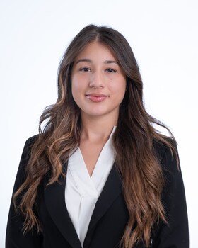 Staff member Lisbeth Ricardo from ID_7f700d