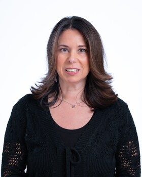 Staff member Renee Taylor  from ID_7f700d