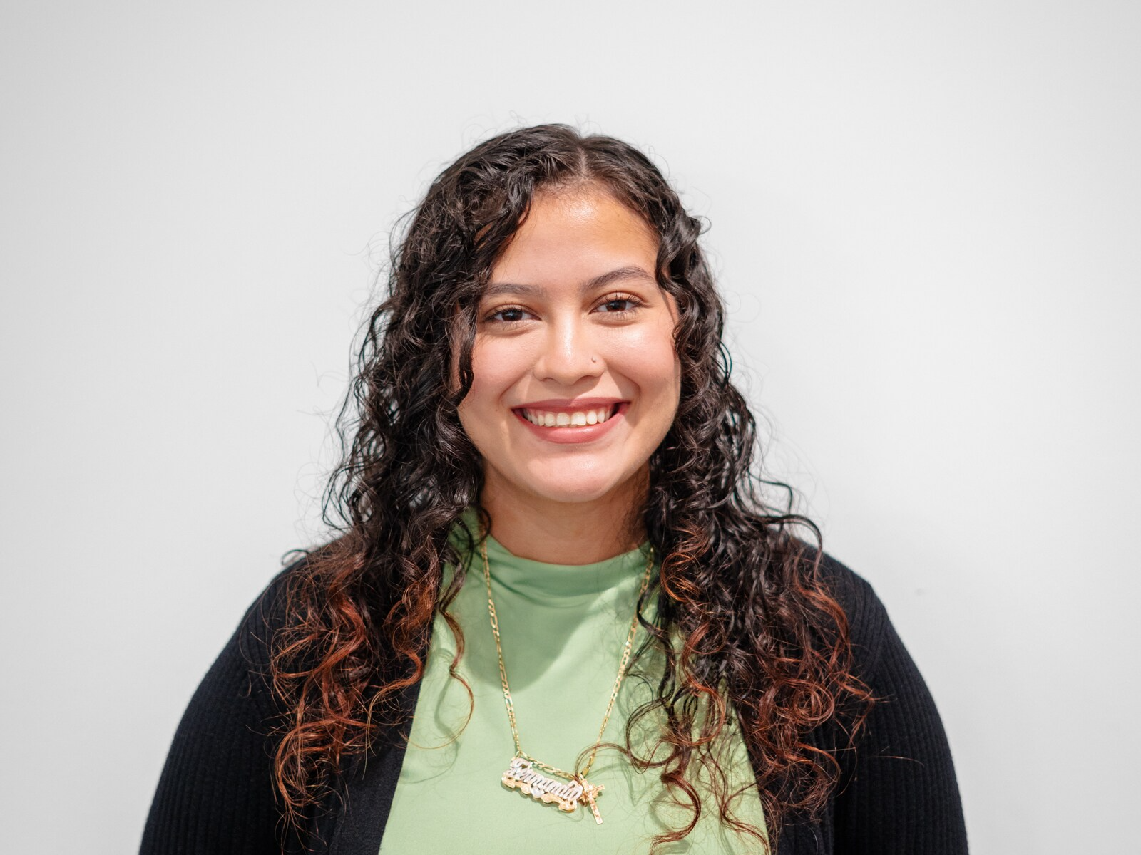 Staff member Fernanda Roman from ID_94bb60