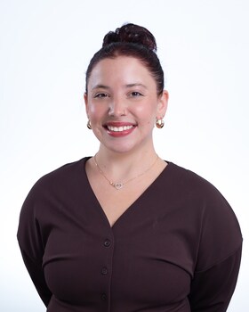 Staff member Danielle Greenberg from ID_756b81